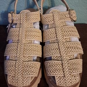 Wild Fable Beige Woven Sandals
